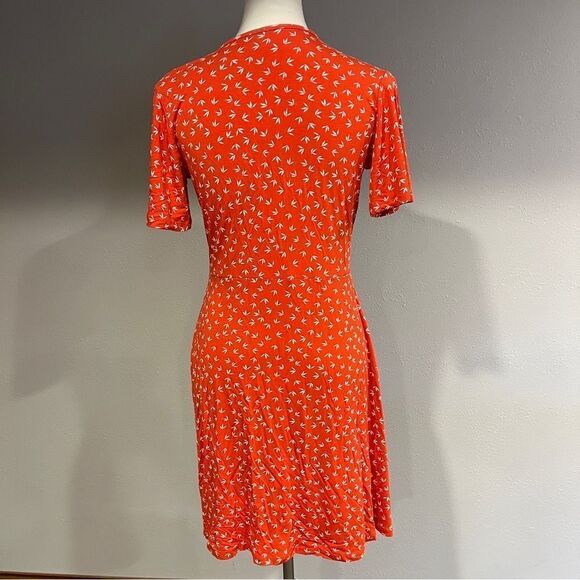 Red leaf fake Wrap short sleeve Dress size medium - Picture 6 of 12
